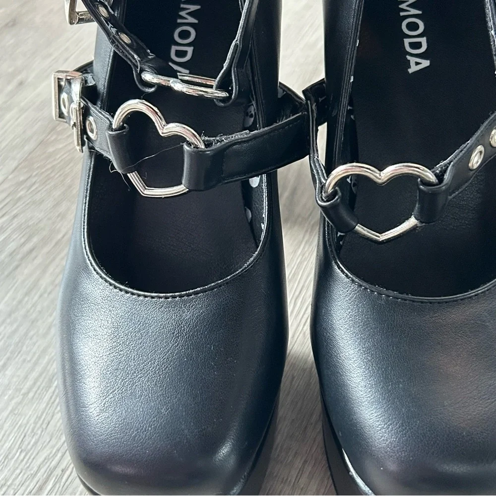 Lamoda Walk with Faith Platform Heels Black